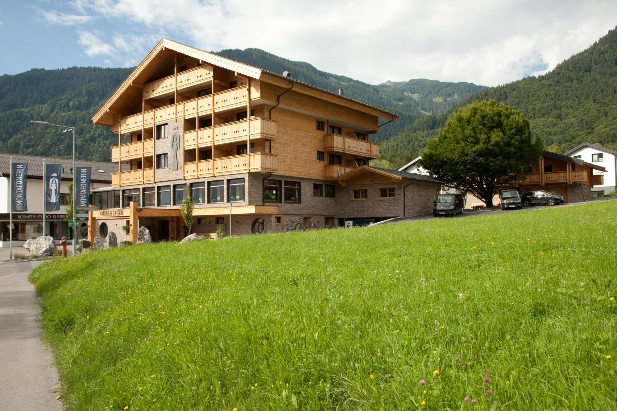Hotel Die Montafonerin ฟานดันส์ ภายนอก รูปภาพ